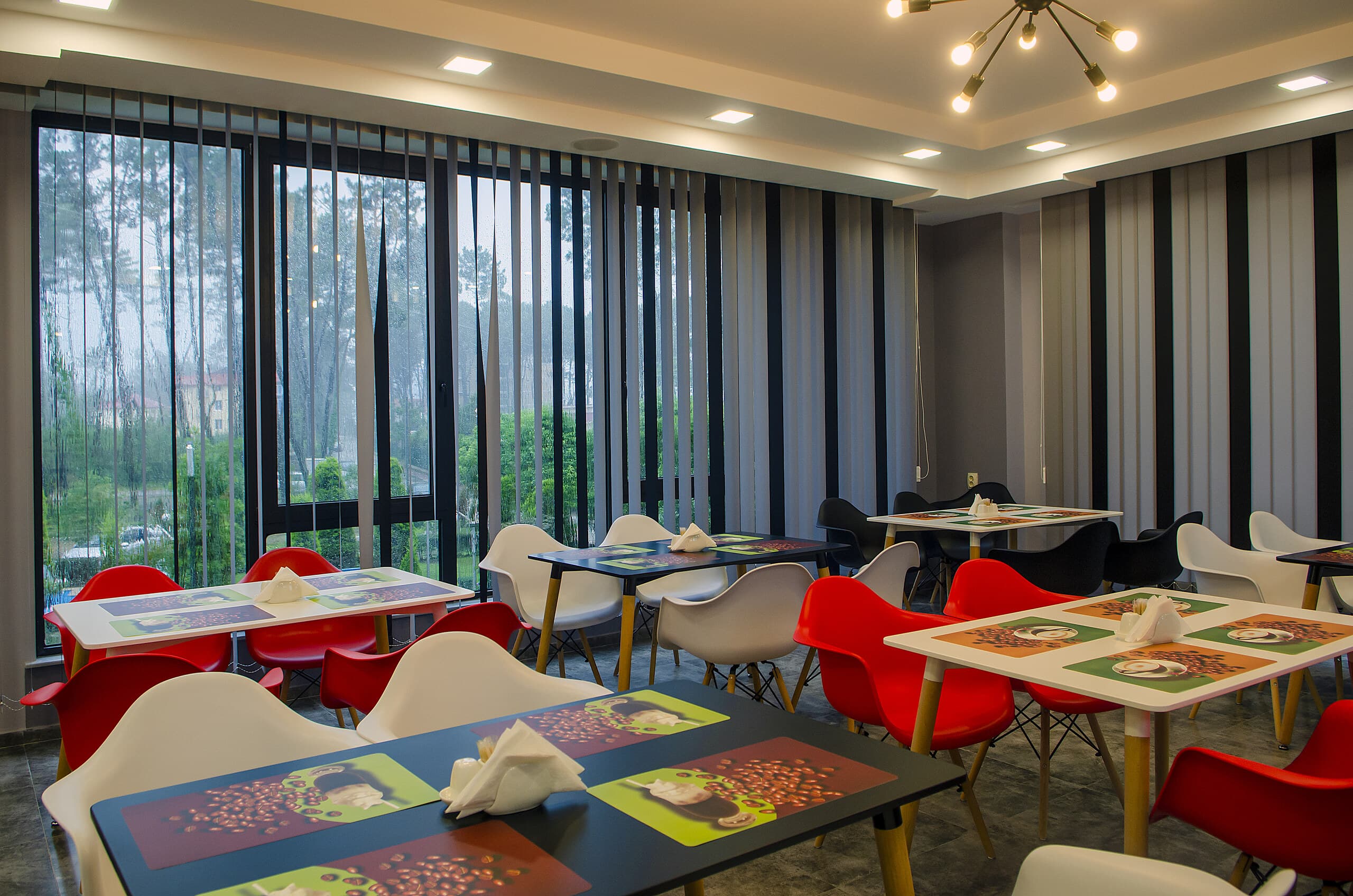 Resolute Hotel — სასტუმროს ტერიტორია